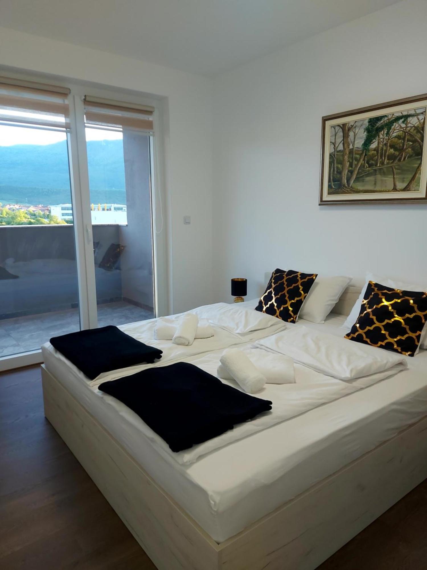 Pinocchio Apartment Bihac Ngoại thất bức ảnh